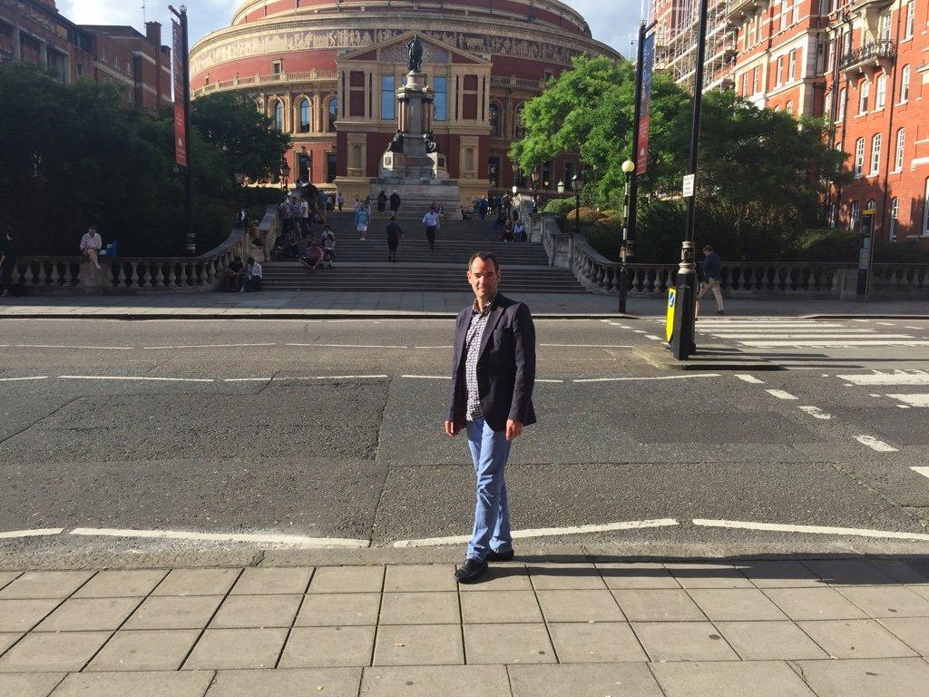 World Photography 187 - Fotografía del Mundo 187 - Rafael Corro